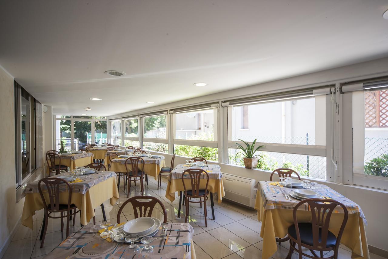 Hotel Taormina Riccione Exteriér fotografie