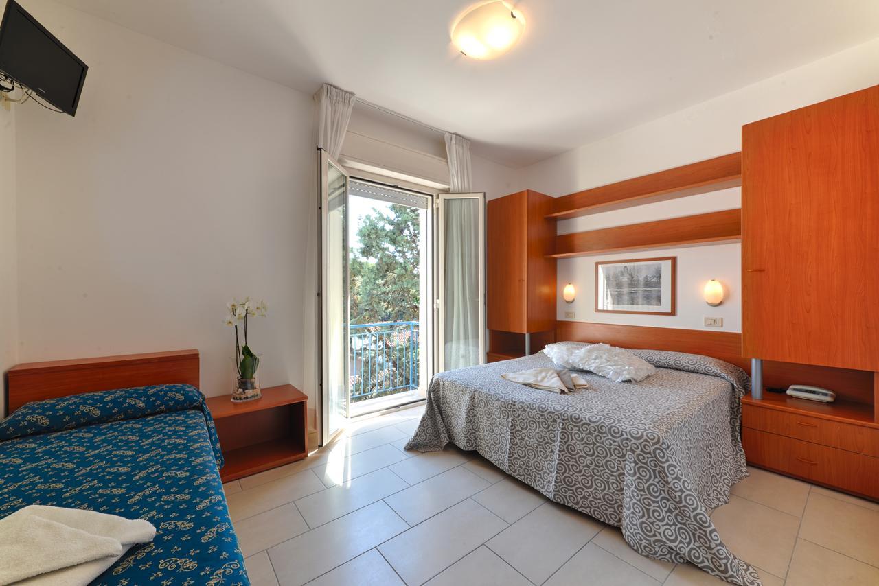 Hotel Taormina Riccione Exteriér fotografie