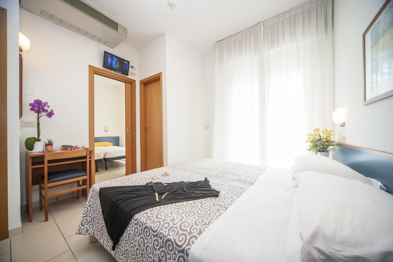 Hotel Taormina Riccione Exteriér fotografie